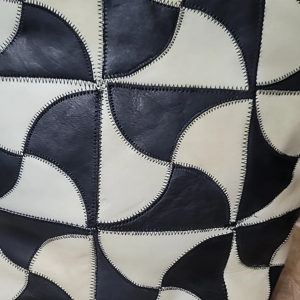 Fifth Avenue Handbags Black & White Pinwheel Squares Faux Leather Crossbody - Picture 3 of 12